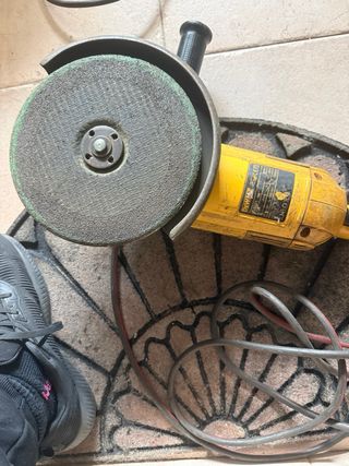 Amoladora DeWalt 230mm 2000W