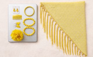 Accesorios flamenca amarillos