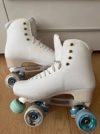 Patines de competición blancos 4 ruedas