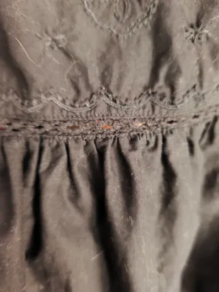 Top negro bordado Zara