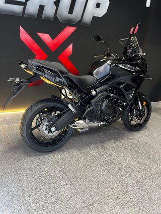 KAWASAKI Versys 650 Negra