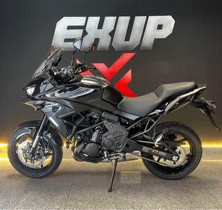 KAWASAKI Versys 650 Negra