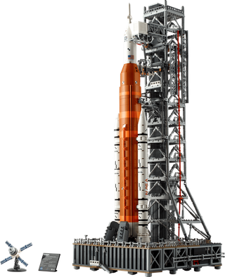LEGO NASA Artemis Space Launch System 10341