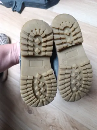 Botines niño talla 27