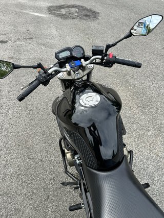 Yamaha XJ6 Limitada A2