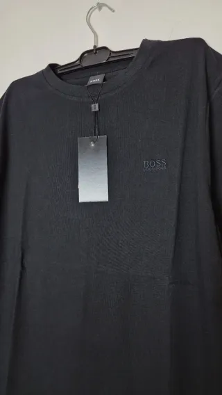 T-shirt homem Hugo Boss Homem Tamanho M preto