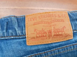 Levi's Shorts Vaqueros Deshilachados Talla XS
