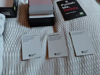 Gioco di carte Punish Me, Daddy