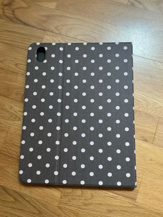 Funda iPad lunares marrón y rosa
