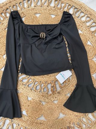 Top negro manga acampanada