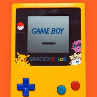Game Boy Color (carcasa personalizada de Pokémon)