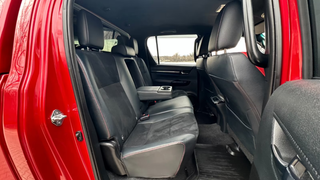 Toyota Hilux 2024 * 2.8 D-4D 4X4 DOUBLE GR SPORT