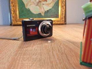 Samsung TL205 Cámara Digital Y2K | Doble Pantall