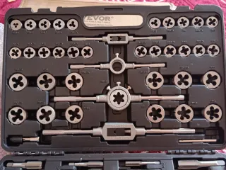 Juego Machos y Terrajas VEVOR 110 pz