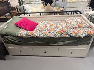 Cama nido blanca con cajones