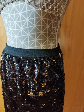 Minifalda lentejuelas negro/dorado Talla M