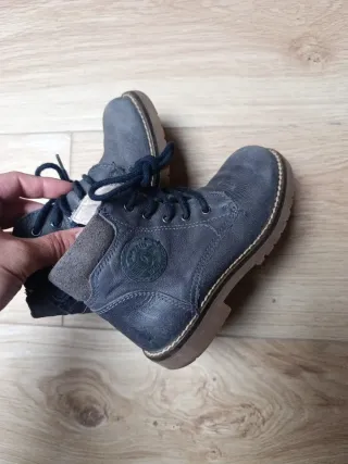 Botines niño talla 27