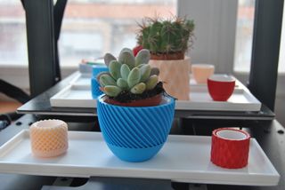 Maceta impresa 3D diseño geométrico