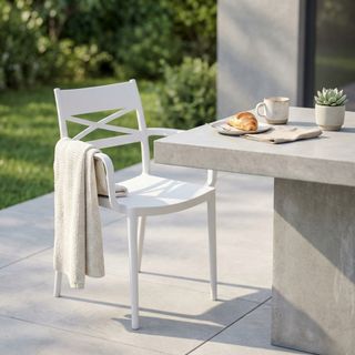 Sedia Moderna da Esterno in Polipropilene Bianco