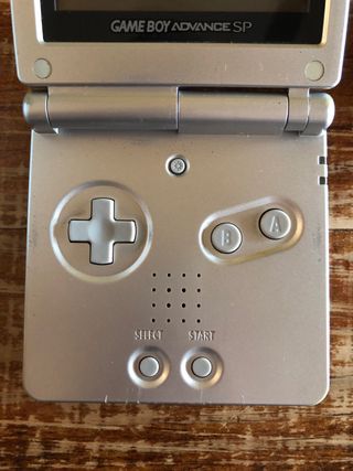 Nintendo Game Boy Advance SP Plata + Pokemon