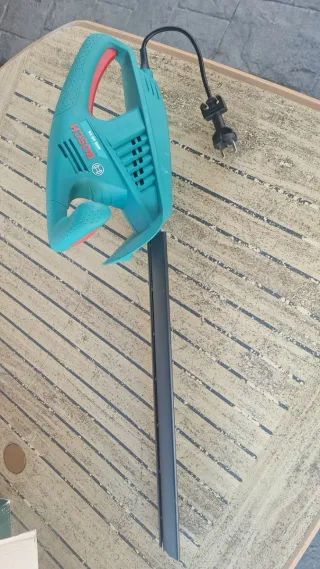 Cortasetos Bosch AHS 45-16