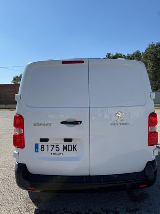 Peugeot Expert 2023