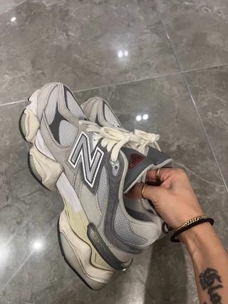 New Balance 9060 Talla 41.5