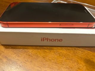 iPhone 12 mini rosso