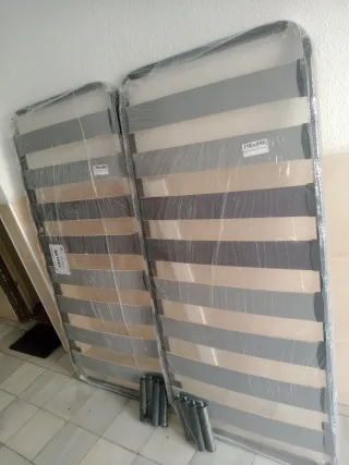 Canapés, colchones, Somieres, cabezales, mesitas