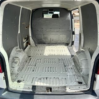 Volkswagen Transporter 2024