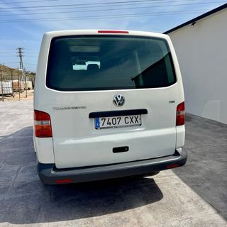 Volkswagen Transporter 2024