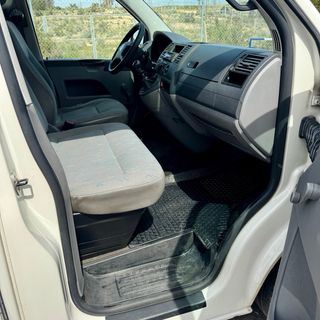 Volkswagen Transporter 2024