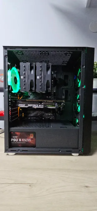 PC GAMING RTX 2080 / i5 9600k / 16GB DDR4 / 512GB