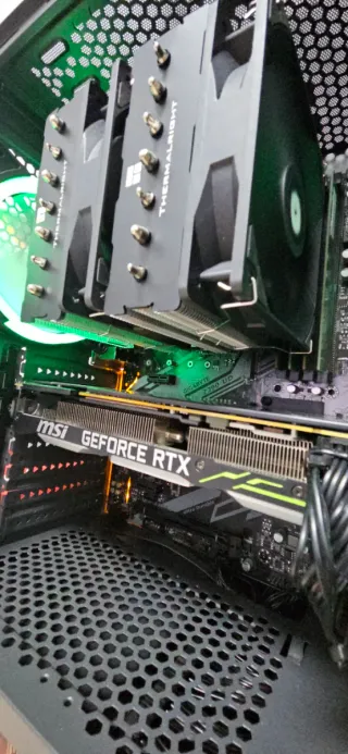 PC GAMING RTX 2080 / i5 9600k / 16GB DDR4 / 512GB