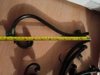 Brazos para lámpara de metal