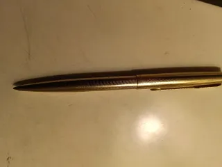 Bolígrafo Parker Dorado
