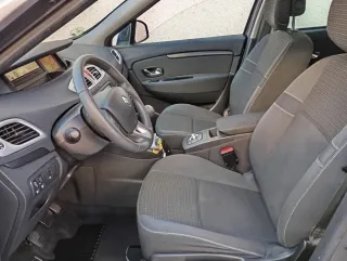 Renault Grand Scenic 2010