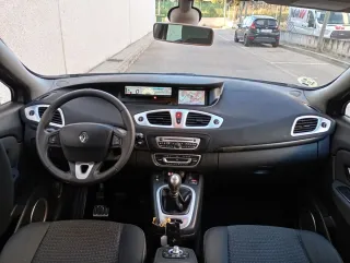 Renault Grand Scenic 2010