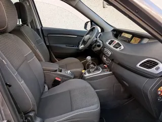 Renault Grand Scenic 2010