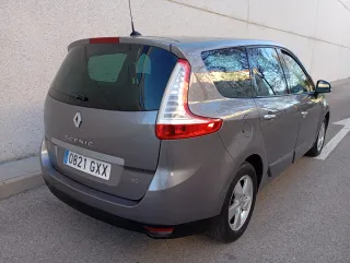 Renault Grand Scenic 2010
