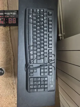 Teclado Logitech K120 Negro