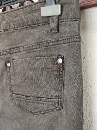 Pantalón mujer verde oliva