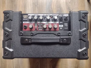 Amplificador Roland Cube XL 20