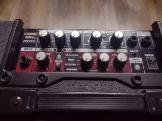 Amplificador Roland Cube XL 20