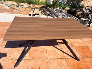 Mesa madera y metal