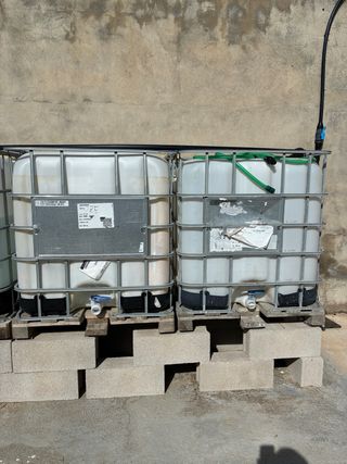 Depósitos de agua 1000L (IBC)