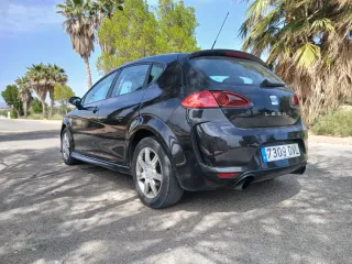 SEAT Leon 2.0 tdi 140 sport aero