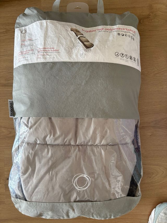 Saco invierno Bugaboo gris perla alto rendimiento