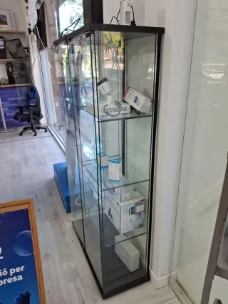 Vitrina expositora cristal con cerradura