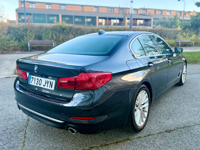 BMW Serie 5 2017 - foto 1
